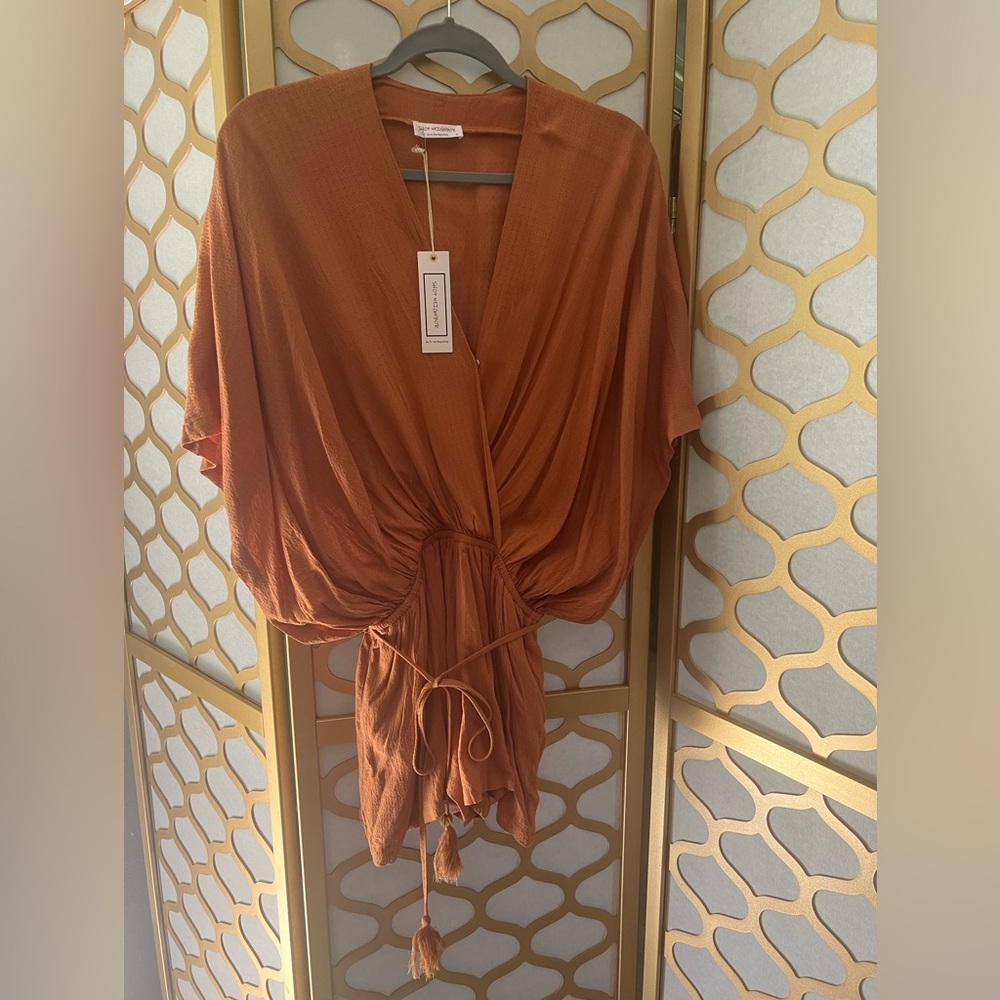 NWT romper short. Rust color